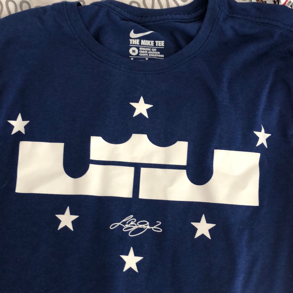 Lebron James Nike t shirt